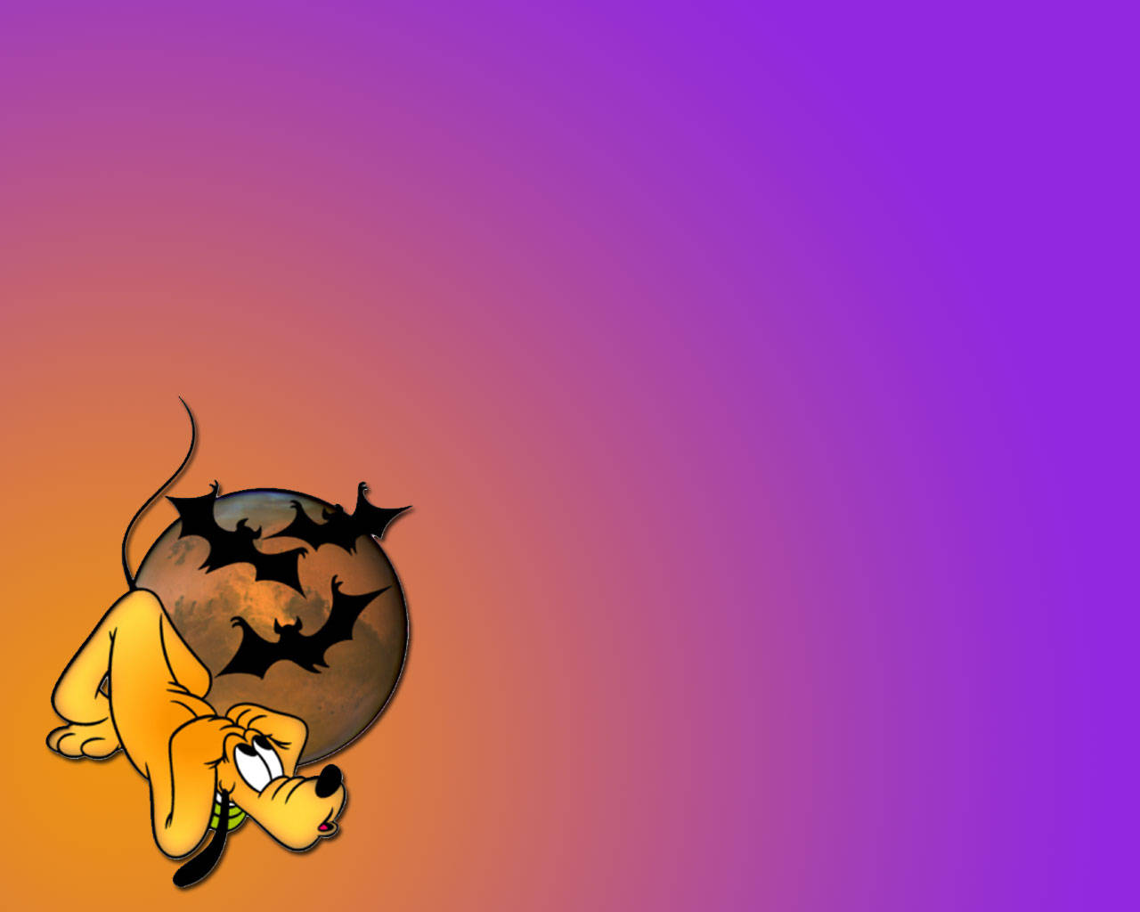 驚恐的迪士尼 Pluto 壁紙 — 一隻卡通狗躺在一個充滿蝙蝠的月亮旁邊，背景是紫色橙色漸變的天空。