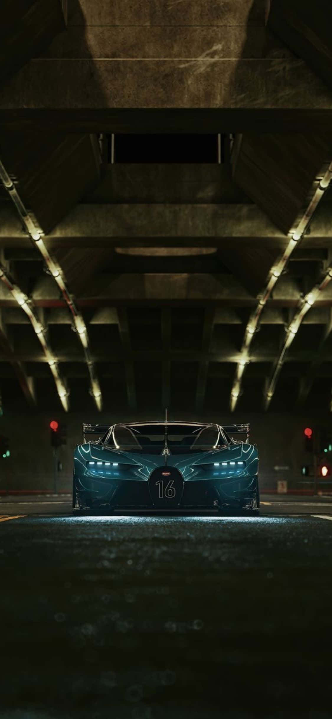 體驗 iPhone Xs 布加迪的極致駕馭 壁紙 — 一輛時尚的青綠色賽車，車號16，在隧道燈光下閃耀，被混凝土拱門和發光的交通信號燈框住。