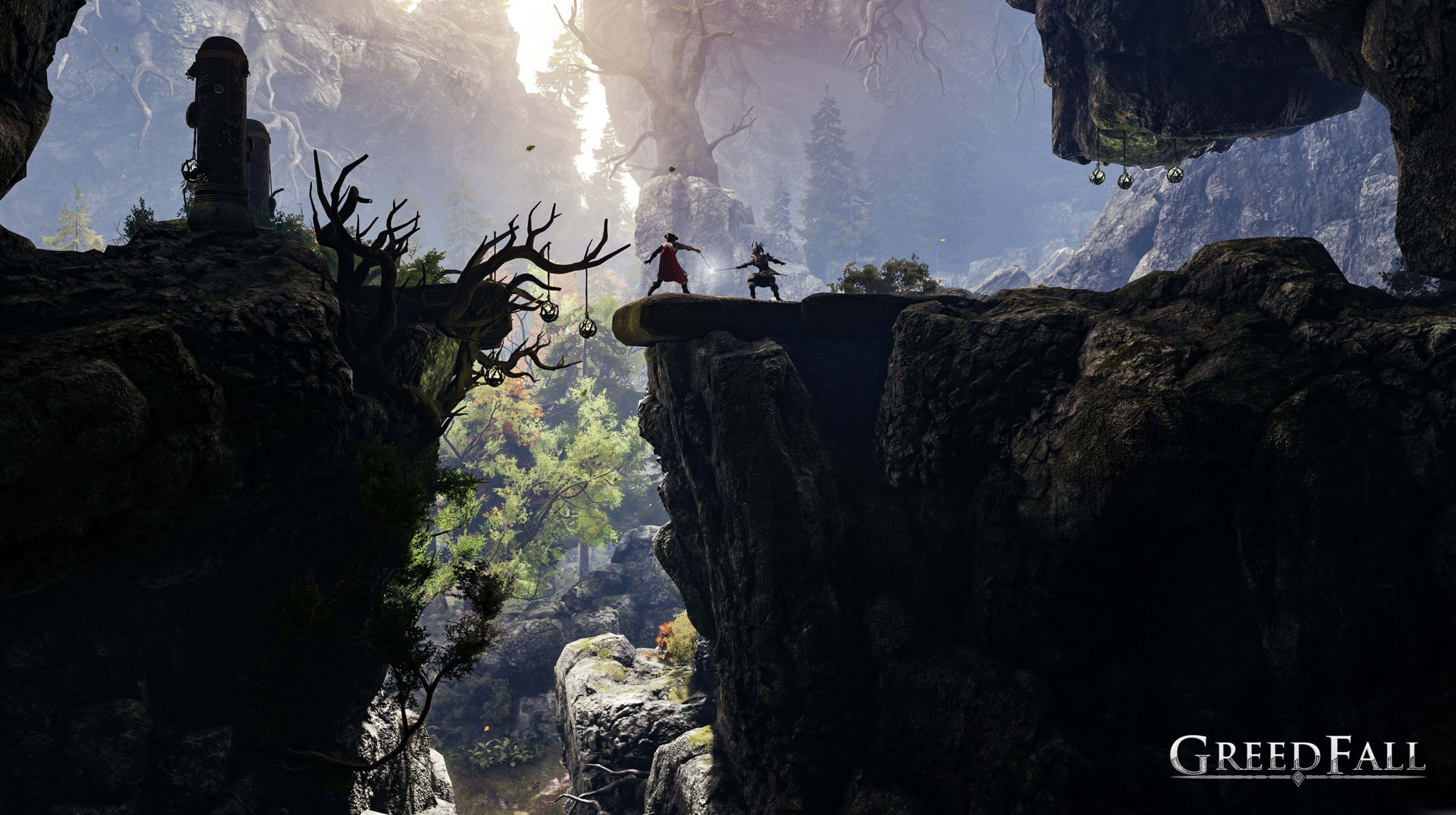 高畫質《GreedFall》背景：引人入勝的探索之旅 壁紙 — 兩位冒險家站在霧氣瀰漫的山峽中狹窄的懸崖邊緣，周圍有古老的廢墟和盤根錯節的樹木。