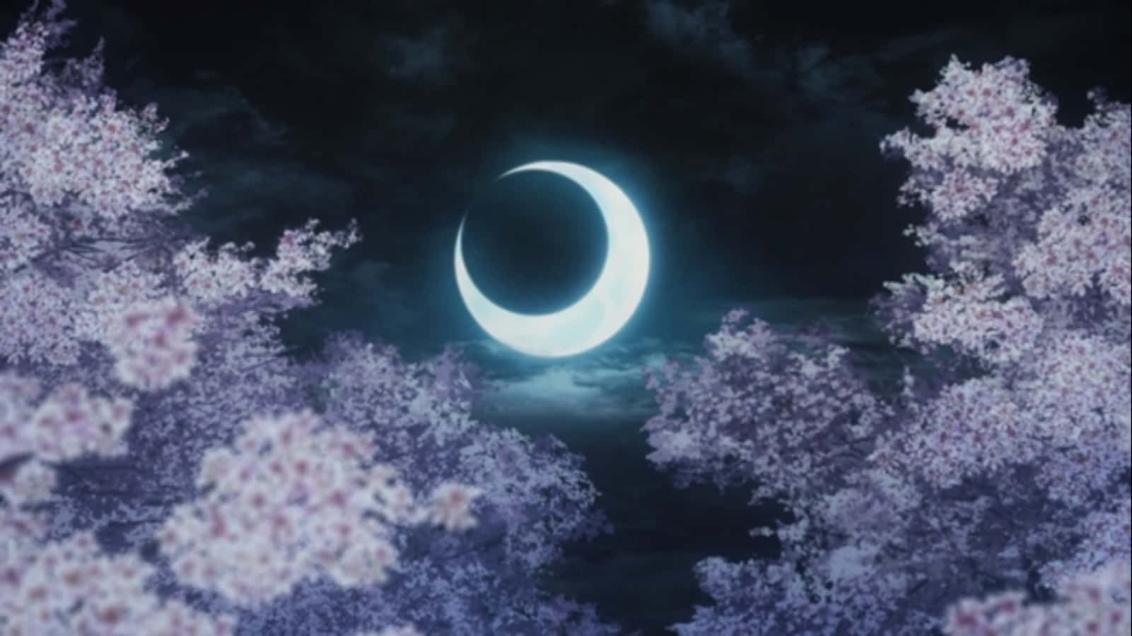 鬼滅之刃 月牙櫻花夜景 壁紙 — 一輪發光的彎月穿過漆黑的夜空，被盛開的櫻花樹環繞。