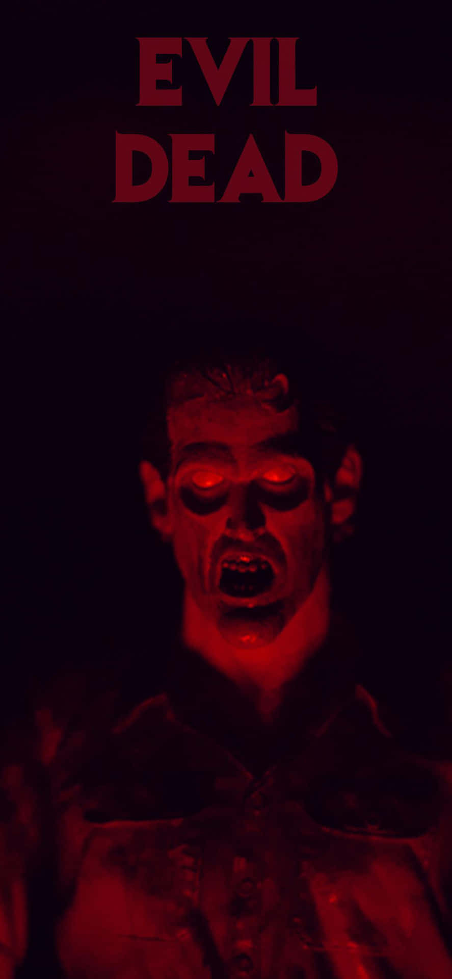 一個擁有發光紅眼的惡魔形象，以及紅色字體的標題「Evil Dead」。