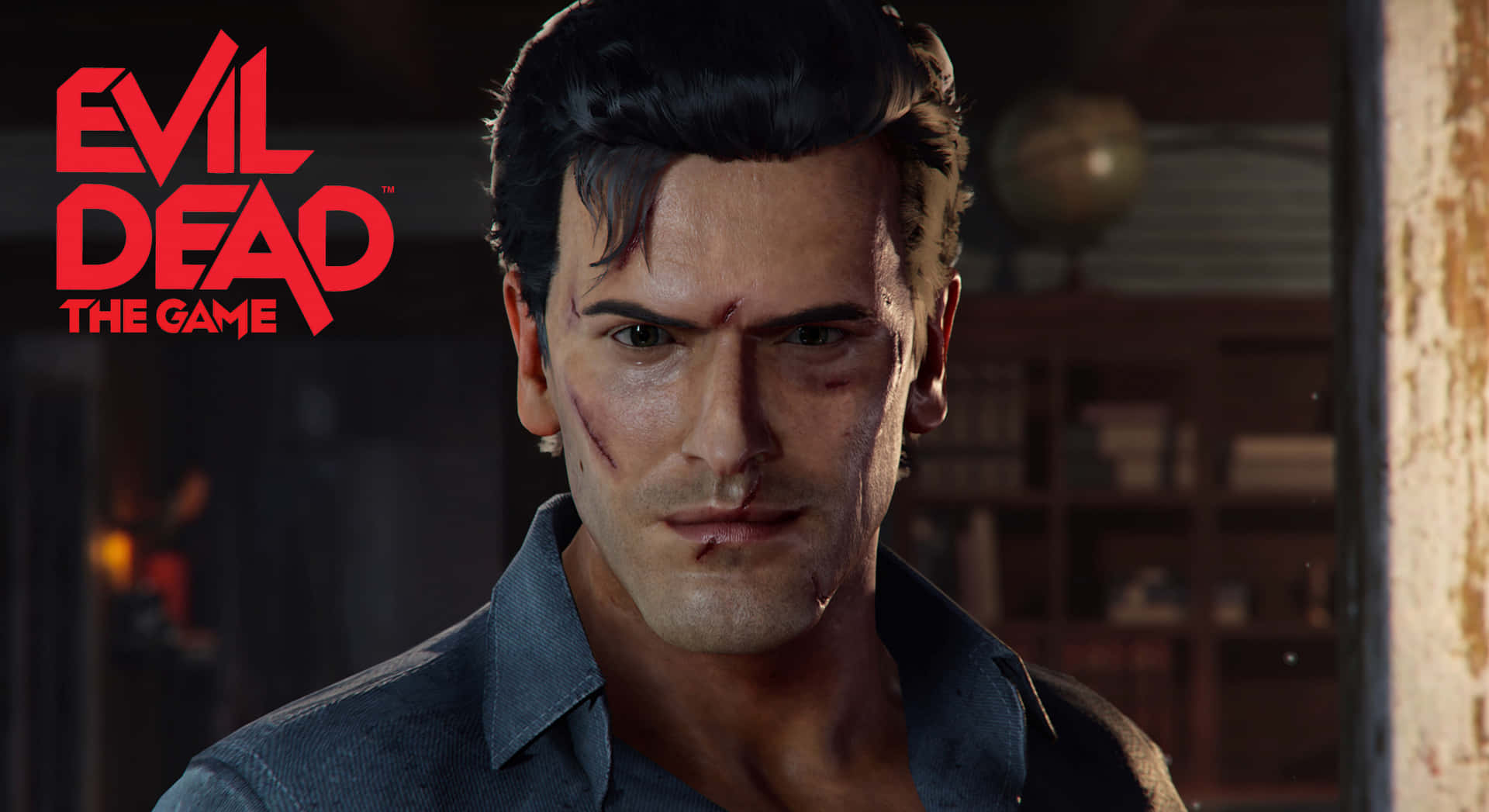 一個血跡斑斑的男人在黑暗的房間裡，帶有《Evil Dead The Game》標誌。