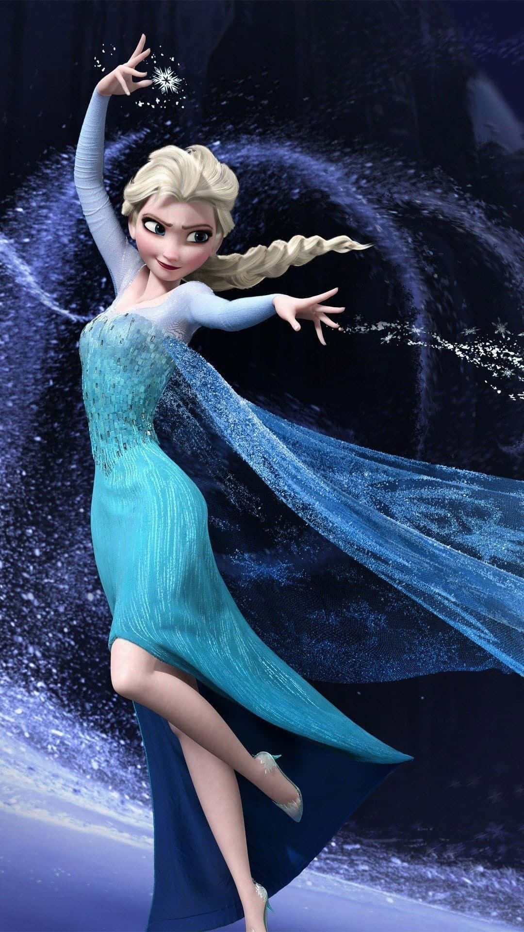 愛莎 桌布 壁紙 — 《魔雪奇緣》的愛莎在黑暗的冰洞中，身穿閃爍的藍色長裙優雅起舞，魔法冰粒在她周圍旋轉。