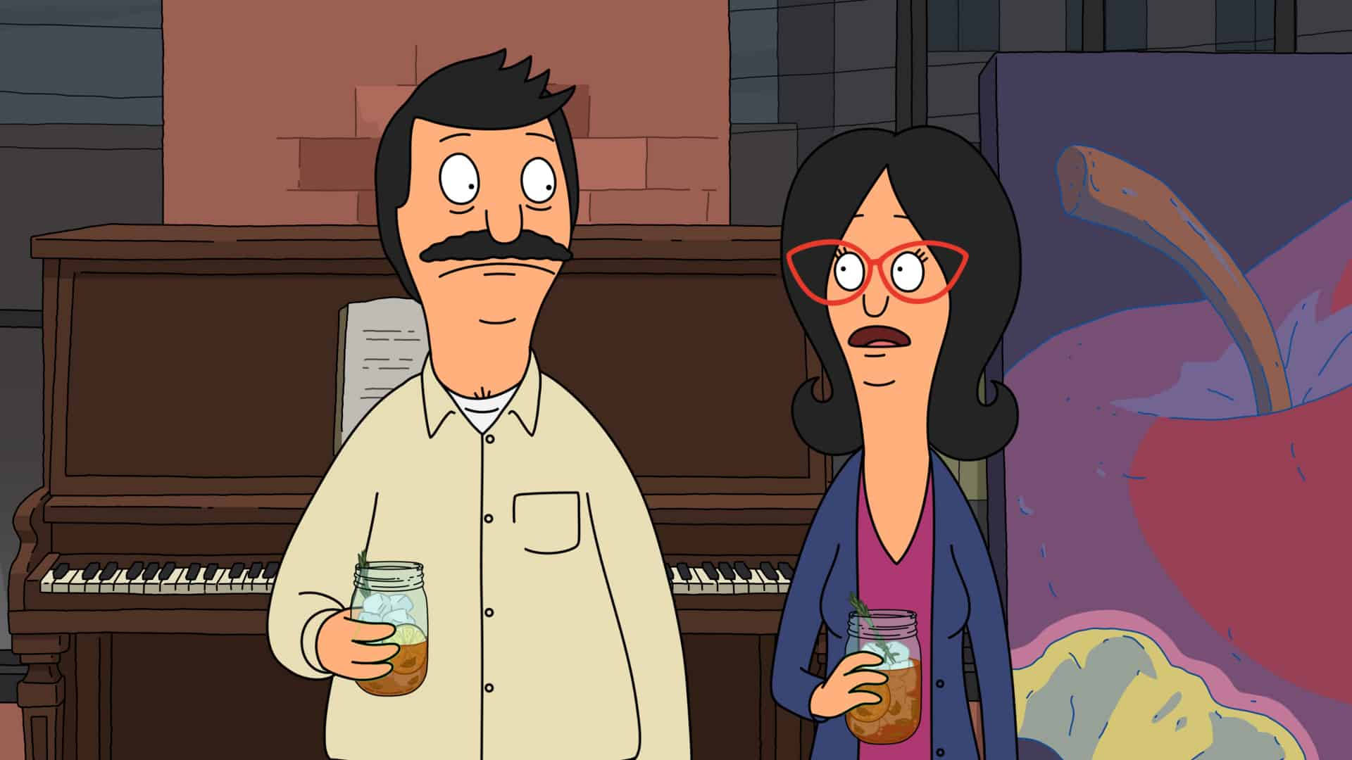 Bob 和 Louise Belcher 在鋼琴前手持冰茶。