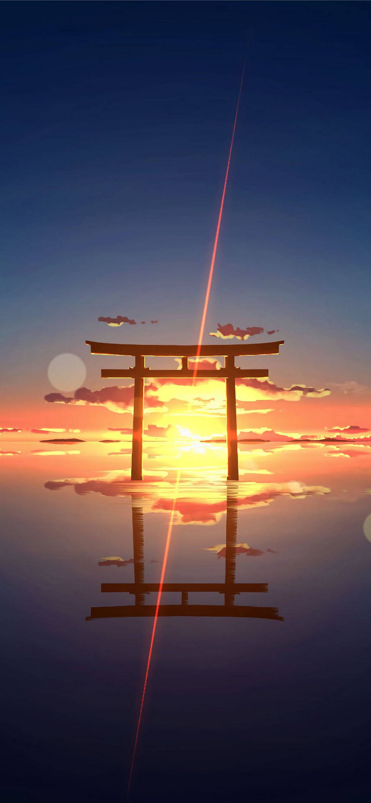 鳥居門日落地平線 壁紙 — 一座寧靜的鳥居矗立在平靜的水面上，夕陽映照出鮮豔的橙色和藍色天空，完美倒映在水中。
