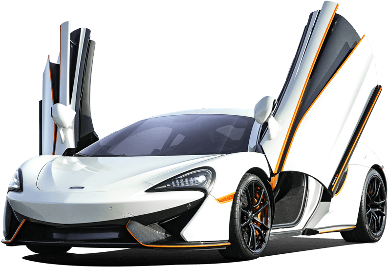 麥拉倫超跑車門開啟 壁紙 — 一架時尚的白色McLaren跑車，帶有橙色點綴和鷗翼門打開，背景為黑色。