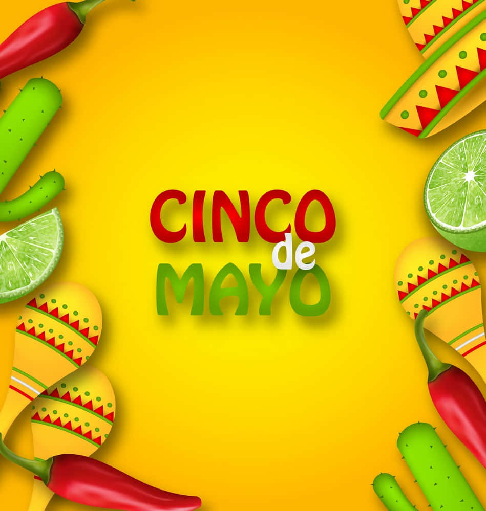 黃綠紅色調 Cinco de Mayo 背景 壁紙 — 充滿活力的 Cinco de Mayo 慶祝活動，沙槌、辣椒和青檸片框住粗體文字，背景是陽光黃色。