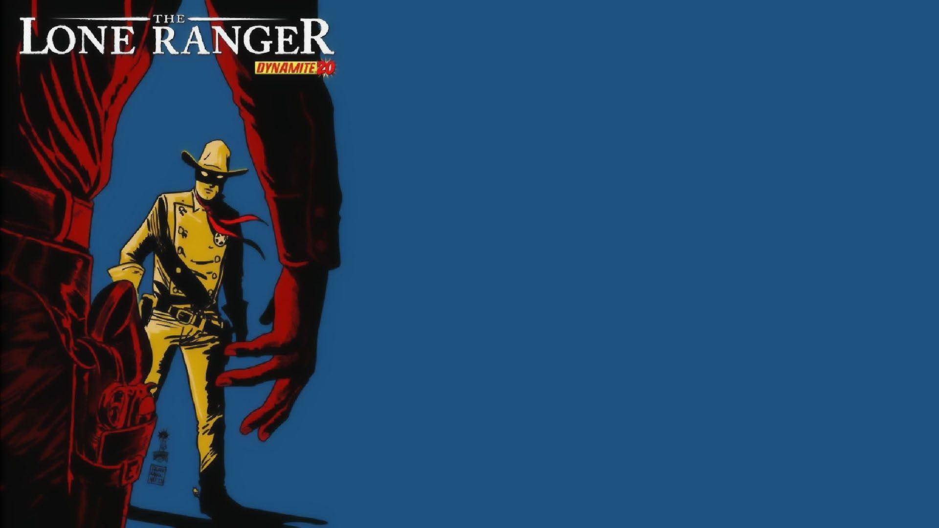 身穿黃色制服和面具的 The Lone Ranger 在藍色背景下被紅色窗簾框住。