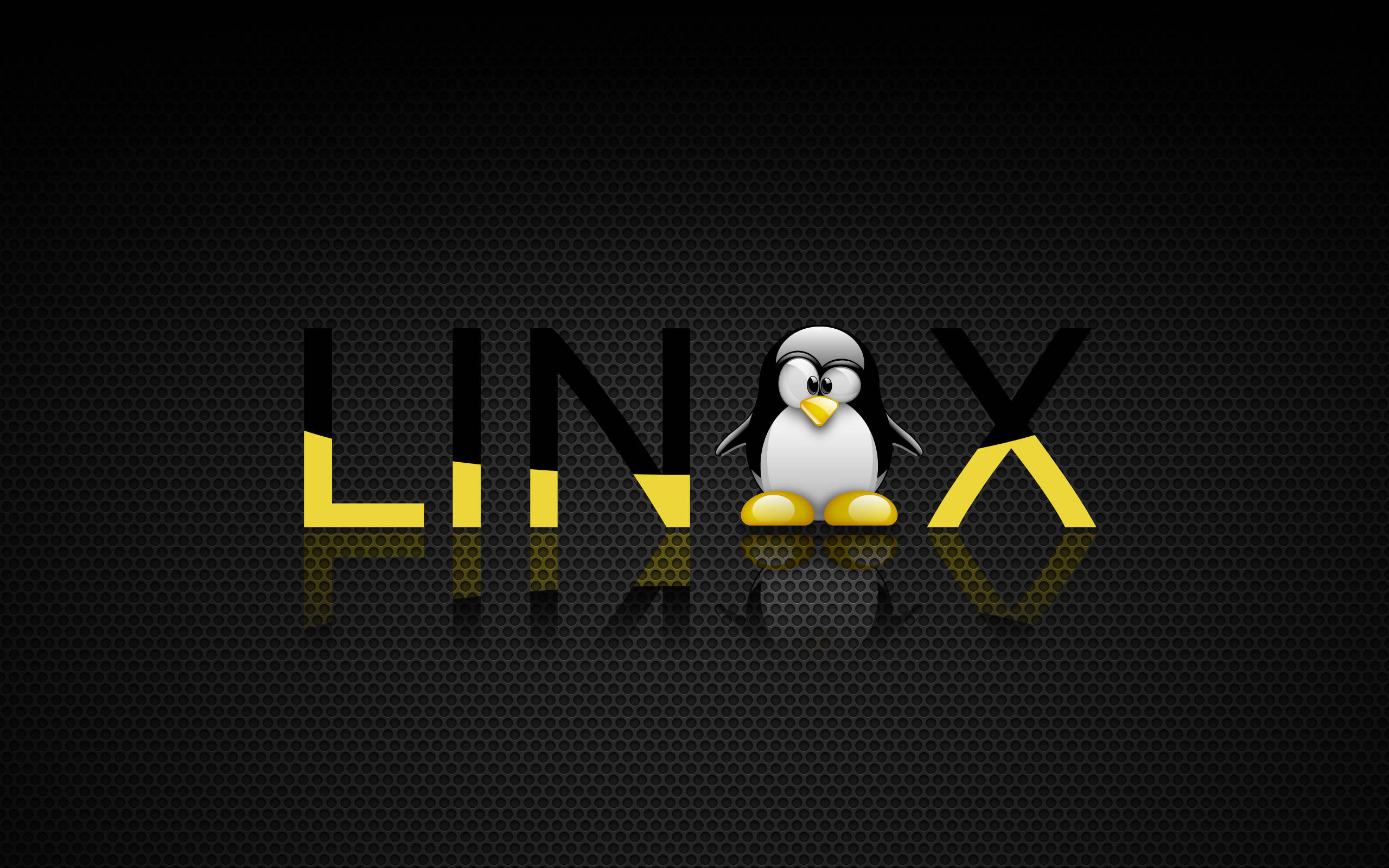 黃黑配色的 Linux 企鵝標誌 壁紙 — 一隻卡通企鵝吉祥物站在深色紋理背景前，中央是帶有黃色高光的「Linux」字樣。