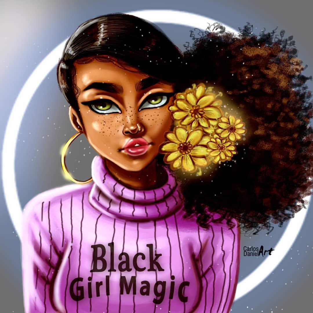 黑人女性，綠色眼睛，頭髮上有金色花朵，身穿帶有「Black Girl Magic」文字的紫色毛衣。