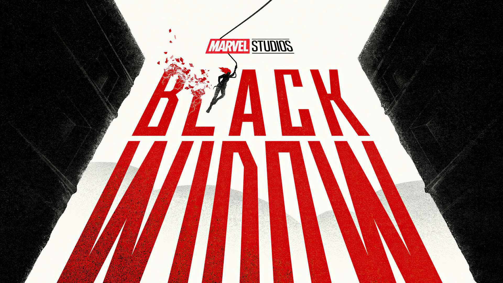 黑寡婦角色在戲劇性的Marvel Studios海報中穿過大型紅色文字擺動。