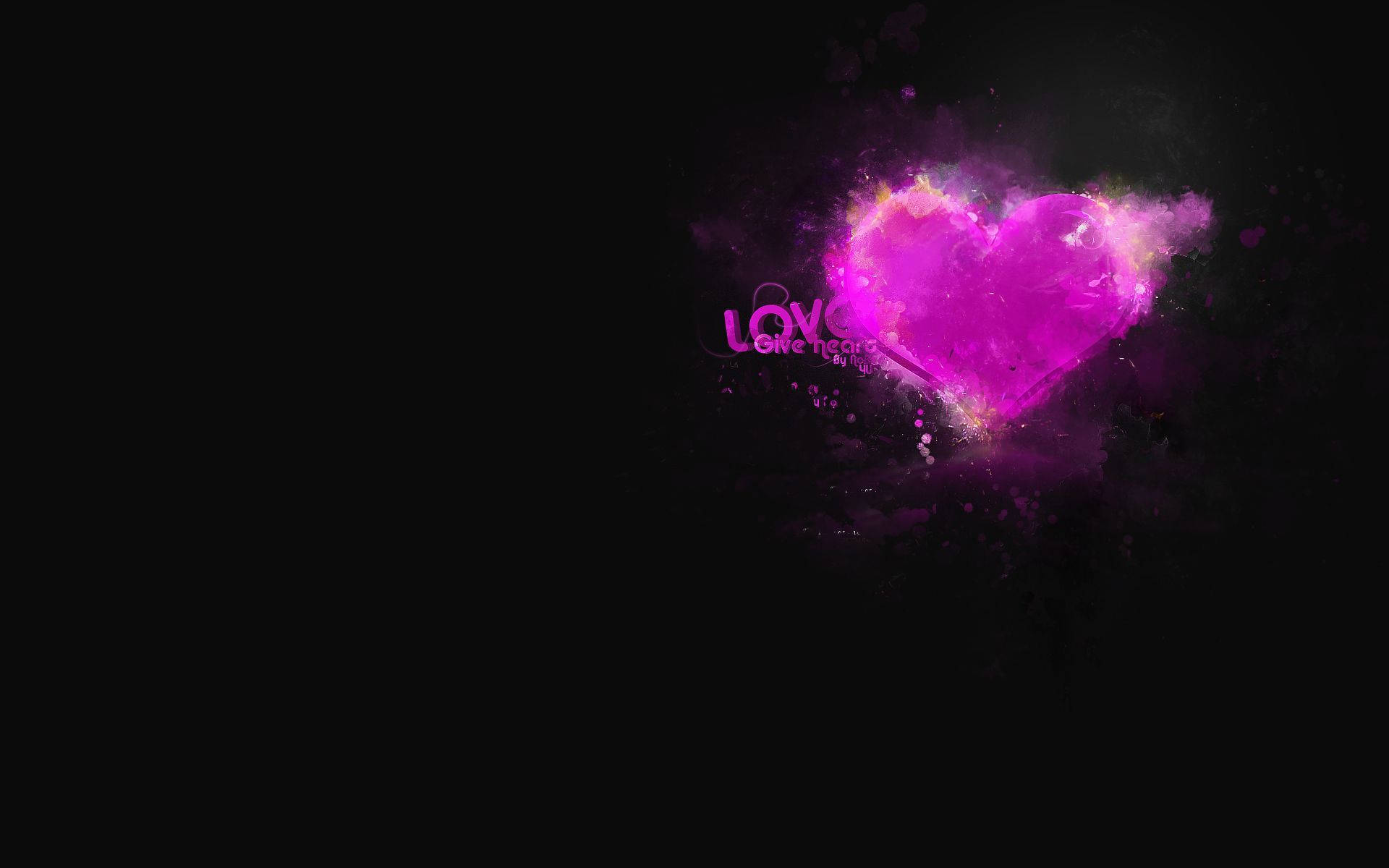 一個發光的紫色心形，帶有火花和「love」一詞，背景為黑色。 — 粉紅色心形動圖 壁紙