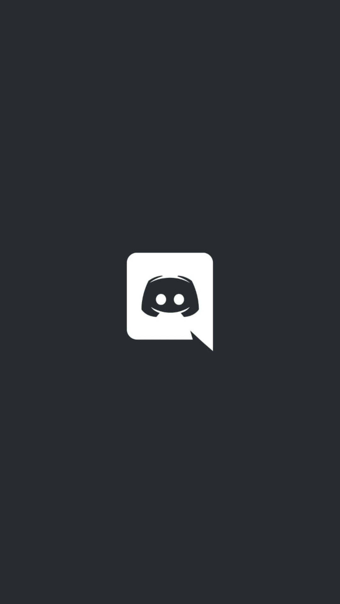 黑白風格 Discord 聊天標誌 壁紙 — 一個極簡的白色Discord標誌，居中放置在純深灰色背景上。