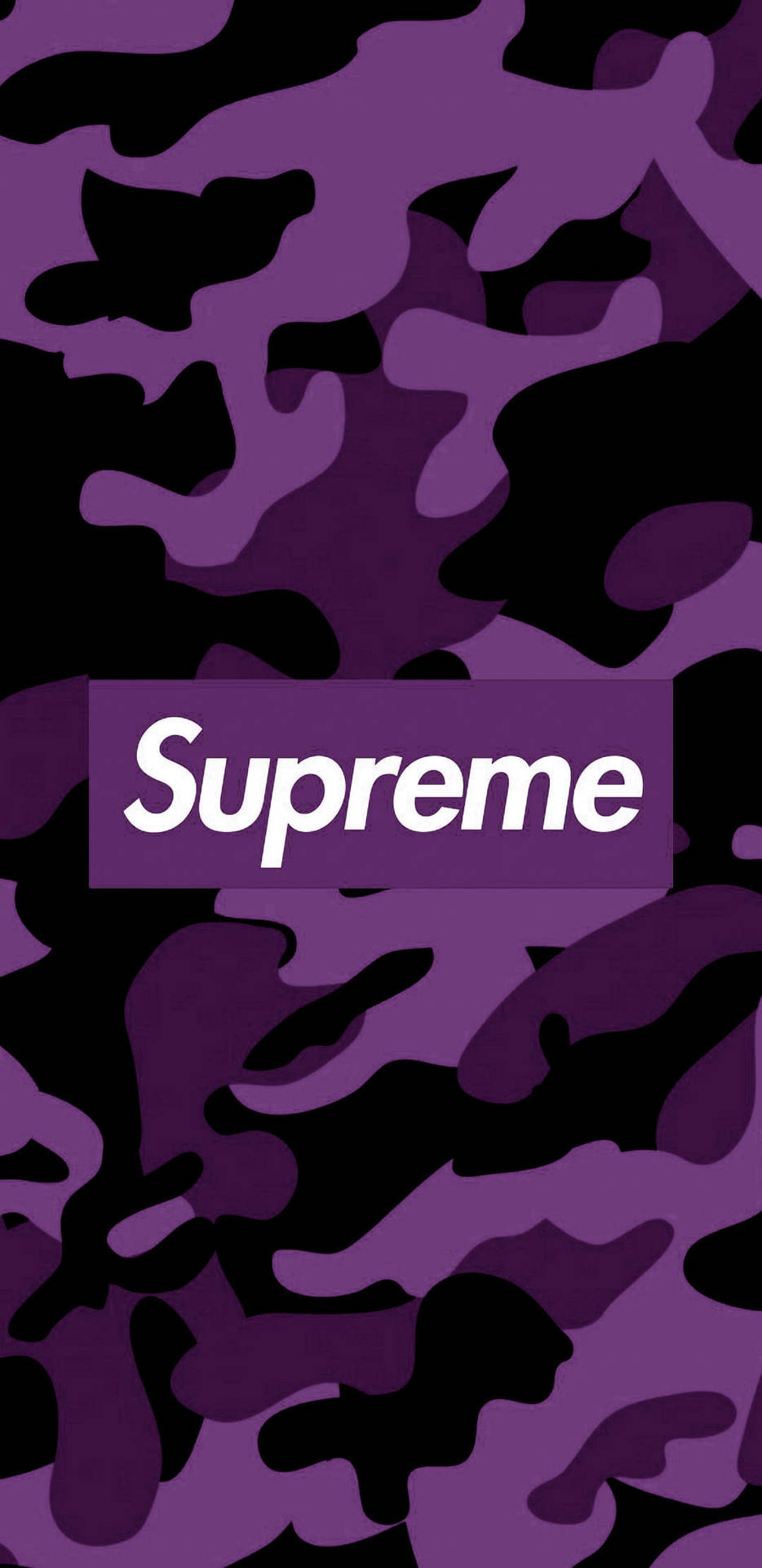 帶有Supreme標誌的紫色和黑色迷彩壁紙。