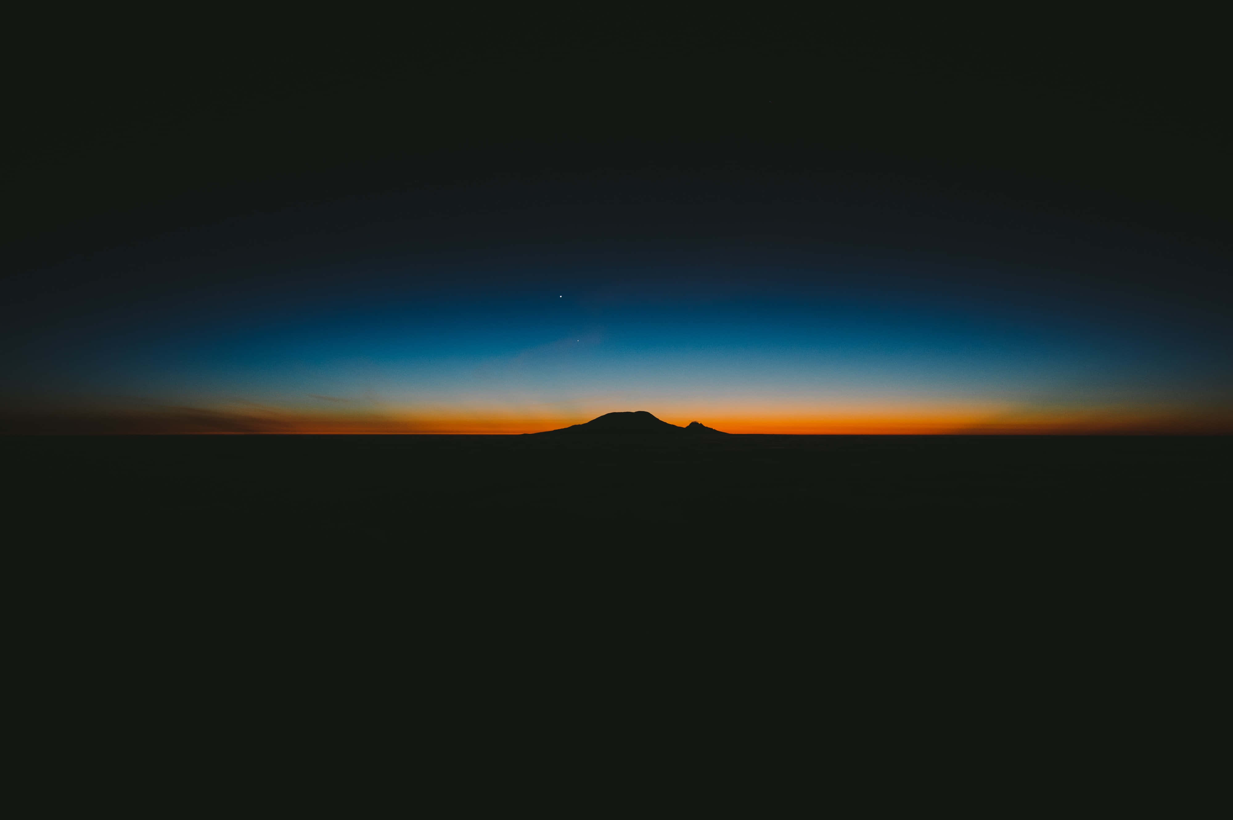黑色桌面背景 壁紙