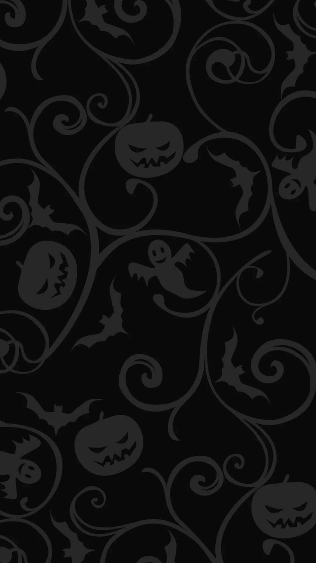 Halloween Phone 桌布 壁紙 — 黑色背景上以單色灰色呈現旋轉藤蔓、傑克南瓜燈、蝙蝠和鬼魂的暗黑萬聖節牆紙。