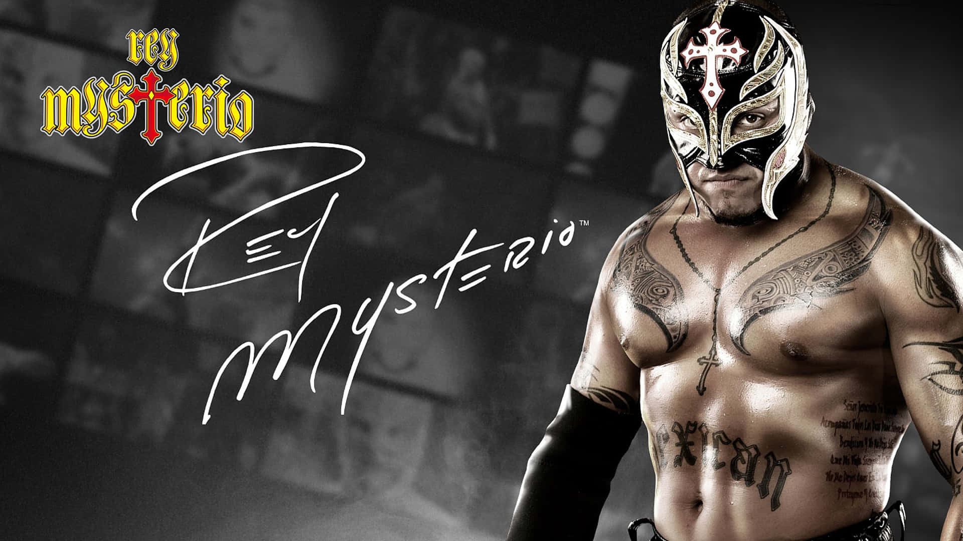 職業摔角手Rey Mysterio，以其標誌性面具和紋身為特徵。