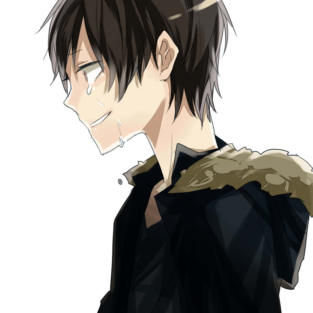Izaya Orihara 桌布 壁紙 — 黑髮帶淚痕的動漫男孩，身穿黑色毛領外套，在白色背景前悲傷微笑。