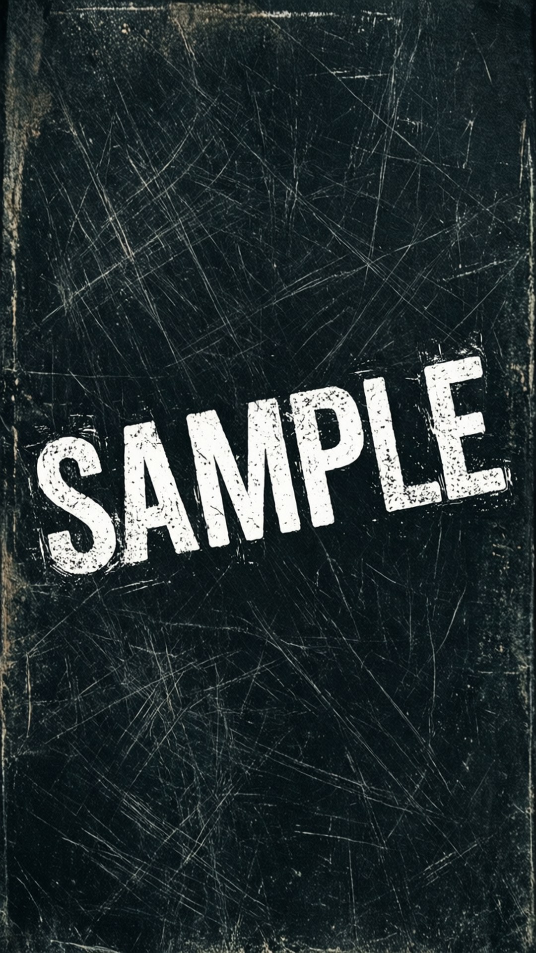 磨損的黑色表面，帶有白色印字，內容為sample。