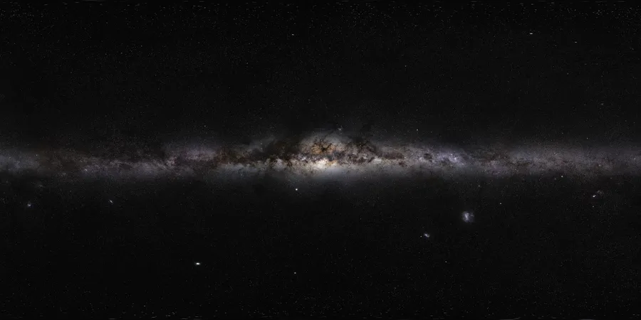 夜空中的銀河系,點綴著星星和宇宙塵埃