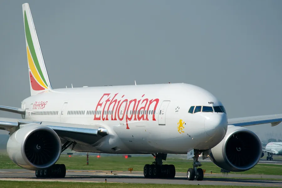 埃塞俄比亞航空飛機在機場跑道