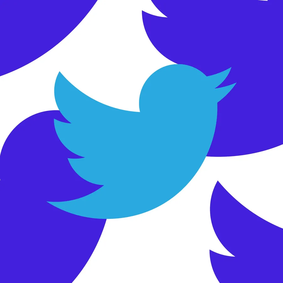 藍色Twitter鳥標誌在紫色和白色抽象背景上。