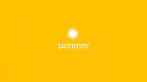 黃色背景上的夏季文字和太陽圖標