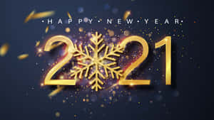 帶有雪花的金色2021，在深藍色背景上以五彩紙屑慶祝新年。 — 金色 壁紙