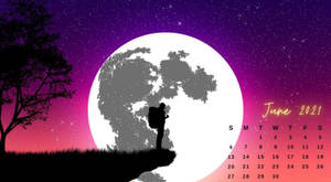 背著背包的旅行者剪影，夜晚站在懸崖上，下方是地球形狀的巨大月亮，附有2021年6月日曆。