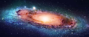 螺旋星系，具有發光的核心和充滿恆星和宇宙塵埃的旋轉臂。