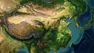 中國的衛星地圖，以鮮豔的色彩顯示山脈、河流、沙漠和海洋