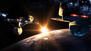 兩艘未來風格的星際飛船在明亮的日出期間繞著一顆行星運行。