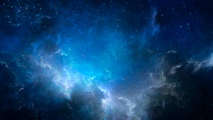 充滿活力的藍色宇宙星雲，星星在深空中旋轉。