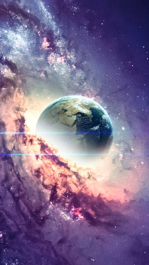 被色彩繽紛的宇宙雲和星星包圍的地球