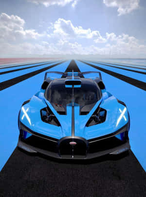 一輛藍色 Bugatti 超級跑車在陰天天空下，行駛在藍黑條紋賽道上。 — iPad 第9代 壁紙
