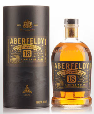 Aberfeldy 18年單一麥芽蘇格蘭威士忌酒瓶及包裝。