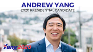 楊安澤身穿藍色西裝，為2020年總統競選照片微笑。 — 政治 壁紙