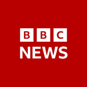 紅色背景上的白色BBC News標誌文字