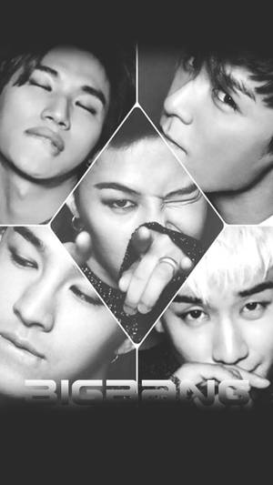 五位男性K-pop偶像的黑白照片拼貼，名字為BIGBANG。
