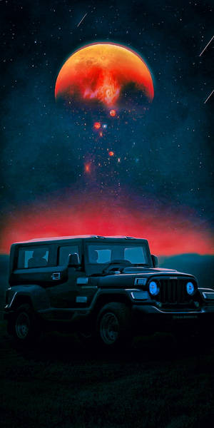 黑色吉普車停泊在發光的紅色行星下，星空燦爛的夜空。