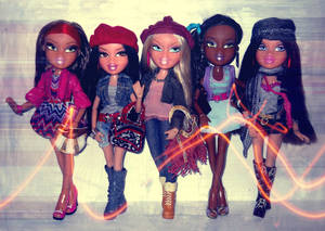 五個穿著色彩繽紛服裝的 Bratz 公仔，帶有發光效果。 — 娃娃屋 壁紙