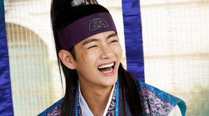 BTS V 在《花郎》中