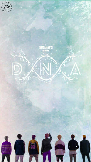 BTS 成員背對鏡頭仰望，背景寫著「DNA」，新專輯宣傳照