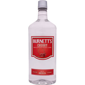 清晰的Burnett's櫻桃伏特加瓶，帶有紅色標籤和櫻桃。
