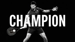一名男性網球運動員在黑色背景上揮拍擊球，並帶有粗體白色文字CHAMPION