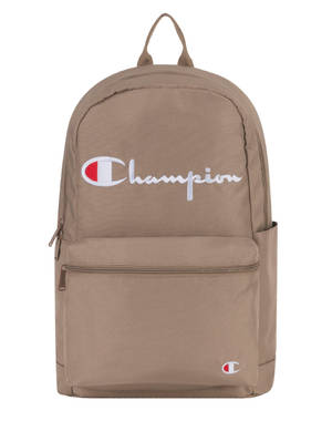 Tan Champion 背囊，附有標誌和拉鍊口袋。 — 4:5 壁紙
