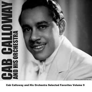 Cab Calloway 身穿白色西裝，在復古工作室肖像中微笑。 — 音樂美學 壁紙