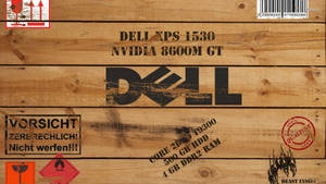 Dell 手提電腦規格印在木製運輸箱上，附有警告標籤。