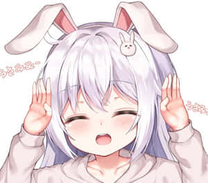銀色頭髮和兔耳朵的動畫女孩開心地揮手。