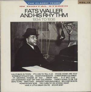 Fats Waller 喺1930年代錄音室鋼琴前微笑